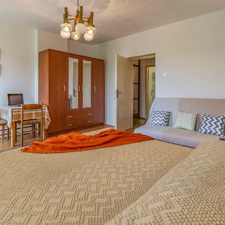 Apartment Ruzica Pomer