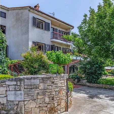 Apartment Ruzica *